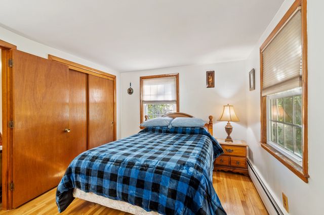 54 River St, Billerica, MA 01821
