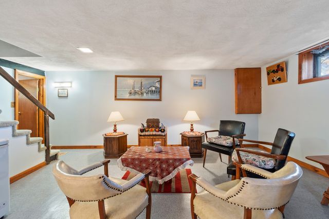 54 River St, Billerica, MA 01821