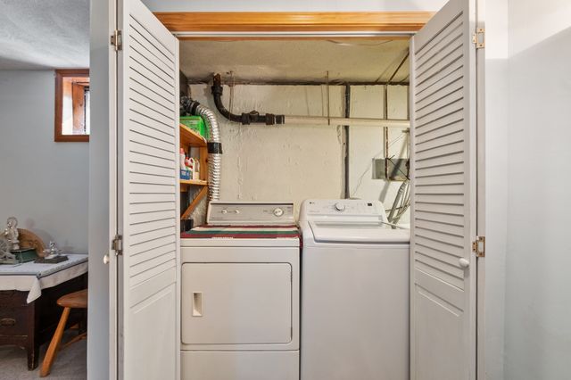54 River St, Billerica, MA 01821