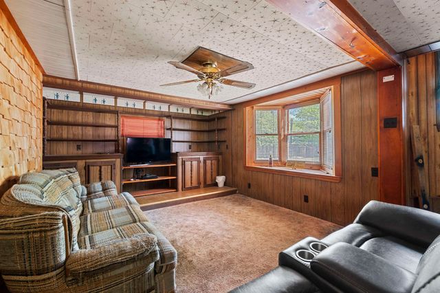 5 Pemi Shores Condo Rd # A, New Hampton, NH 03256