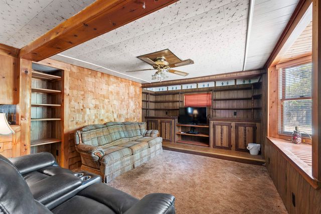 5 Pemi Shores Condo Rd # A, New Hampton, NH 03256