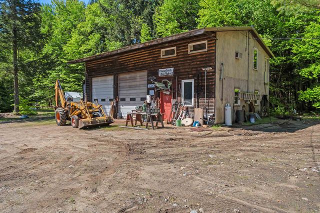 5 Pemi Shores Condo Rd # A, New Hampton, NH 03256