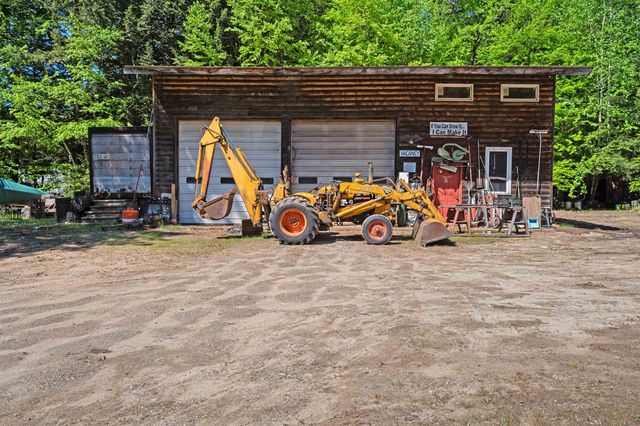 5 Pemi Shores Condo Rd # A, New Hampton, NH 03256