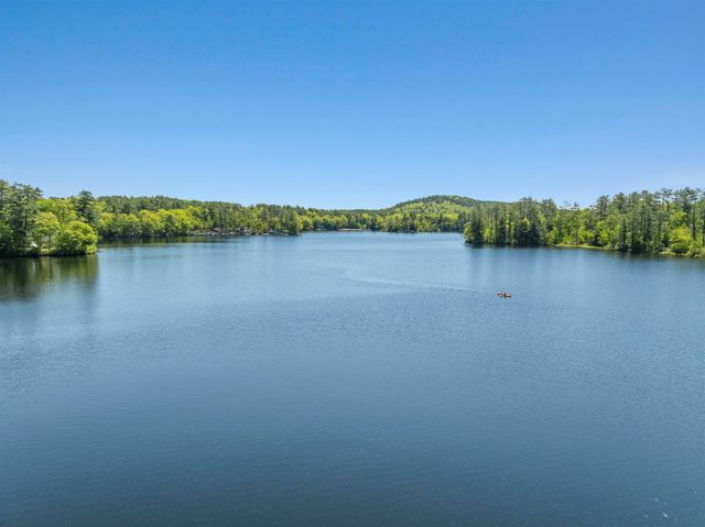 5 Pemi Shores Condo Rd # A, New Hampton, NH 03256