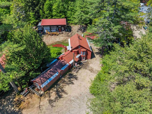 5 Pemi Shores Condo Rd # A, New Hampton, NH 03256