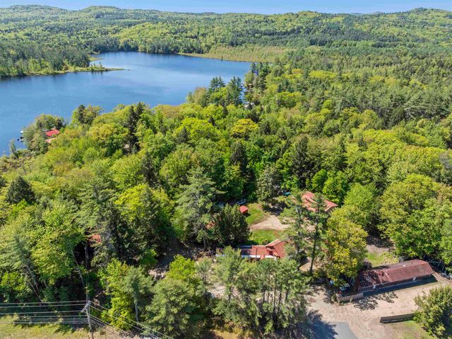 5 Pemi Shores Condo Rd # A, New Hampton, NH 03256