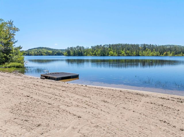 5 Pemi Shores Condo Rd # A, New Hampton, NH 03256