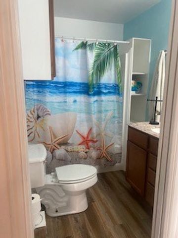 108 Port Ave, Rockport, TX 78382