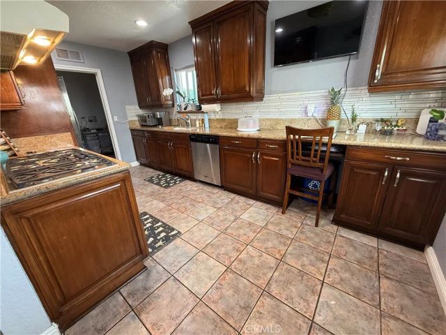 502 S Magnolia Avenue, Anaheim, CA 92804