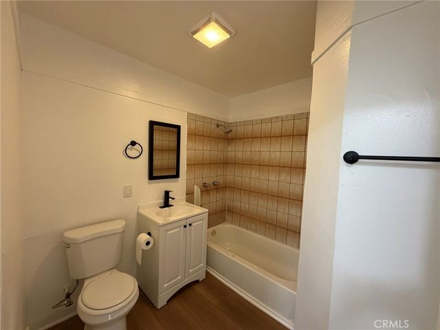 5142 S 4th Avenue, Los Angeles, CA 90043