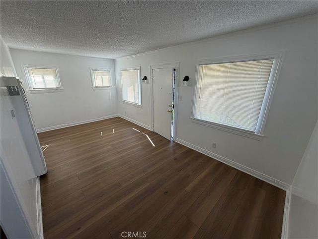 5142 S 4th Avenue, Los Angeles, CA 90043