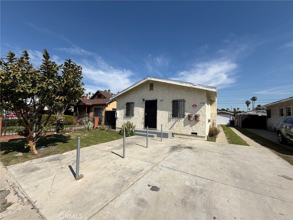 5142 S 4th Avenue, Los Angeles, CA 90043