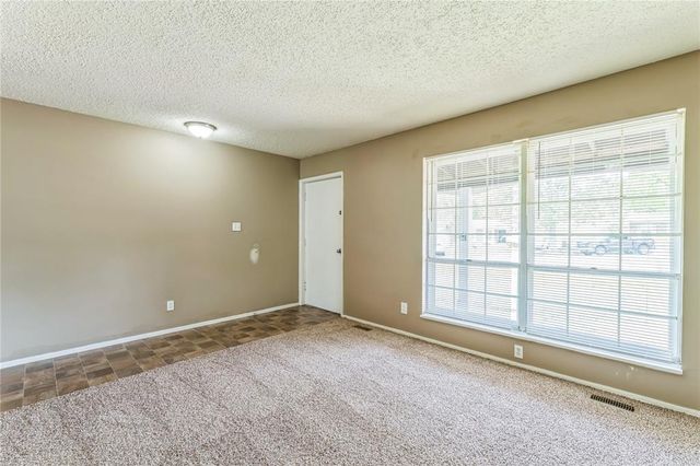 6250 Pennyrich Court, Florissant, MO 63033