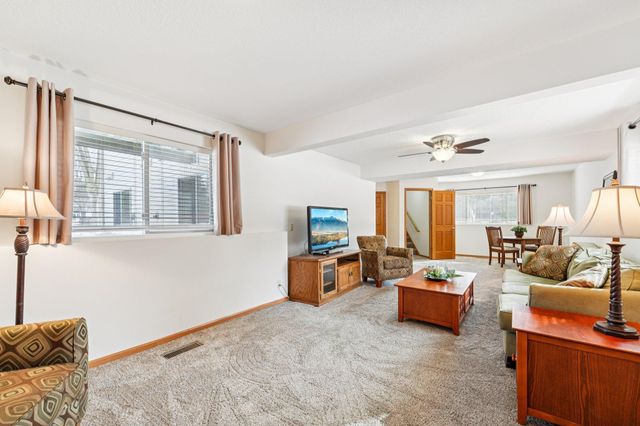 4404 E Viking Court, Wyoming, MN 55092