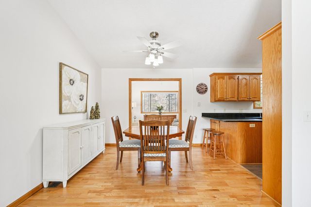 4404 E Viking Court, Wyoming, MN 55092