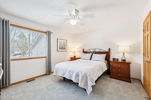 4404 E Viking Court, Wyoming, MN 55092