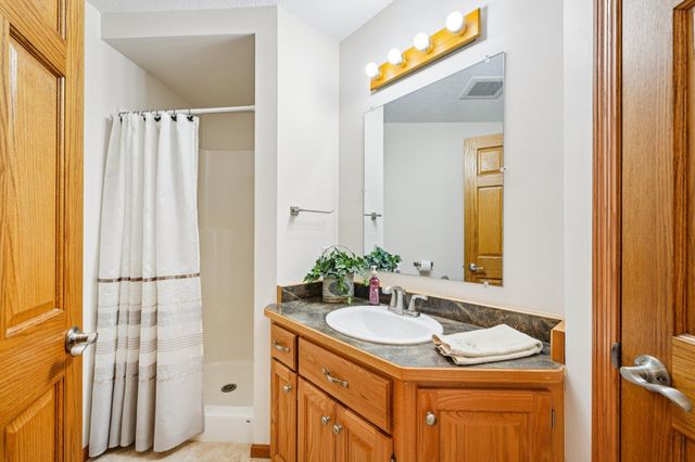 4404 E Viking Court, Wyoming, MN 55092