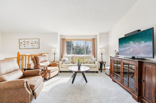 4404 E Viking Court, Wyoming, MN 55092