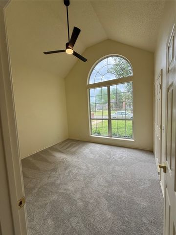 3025 Aspen, Paris, TX 75462