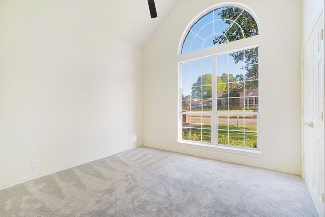 3025 Aspen, Paris, TX 75462