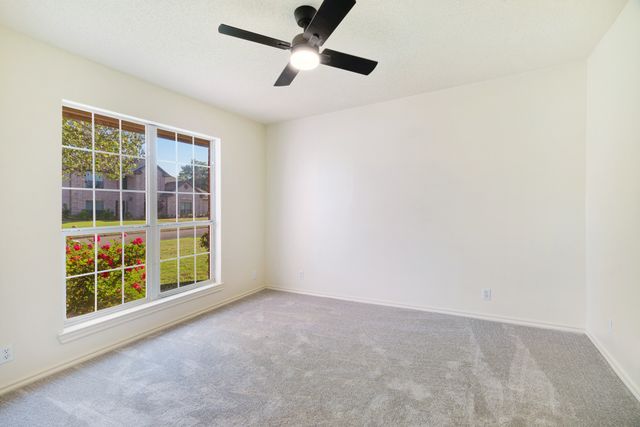 3025 Aspen, Paris, TX 75462