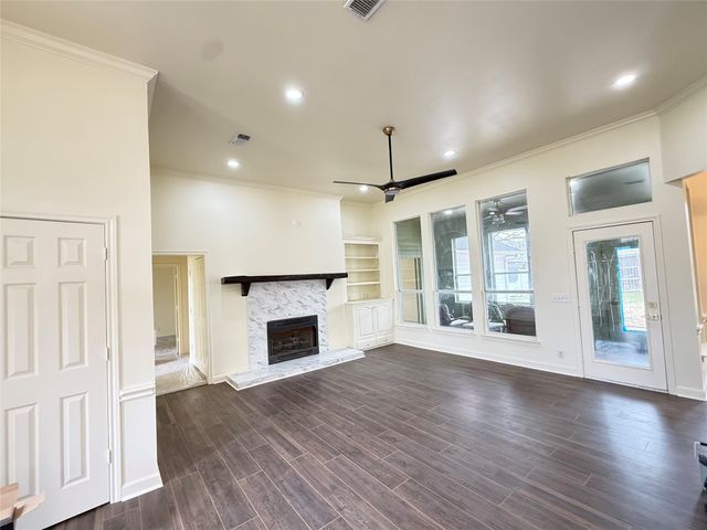 3025 Aspen, Paris, TX 75462