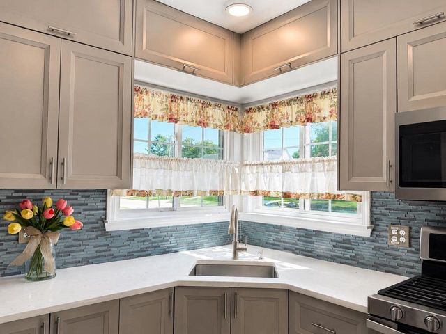 458 S Fremont Street, Janesville, WI 53545