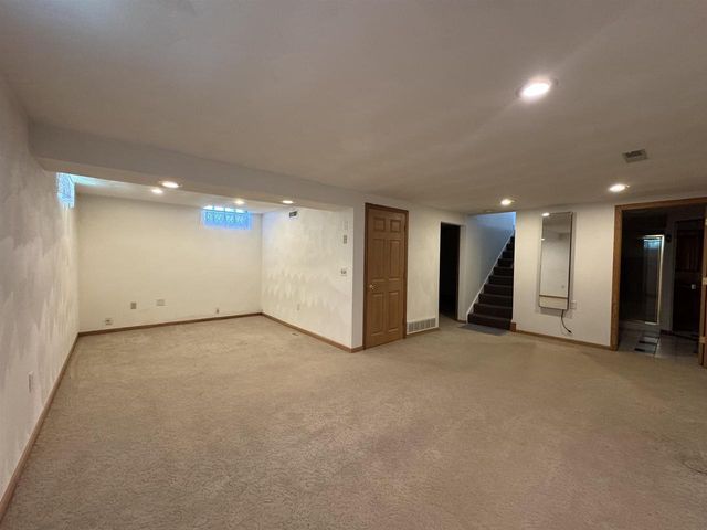 458 S Fremont Street, Janesville, WI 53545