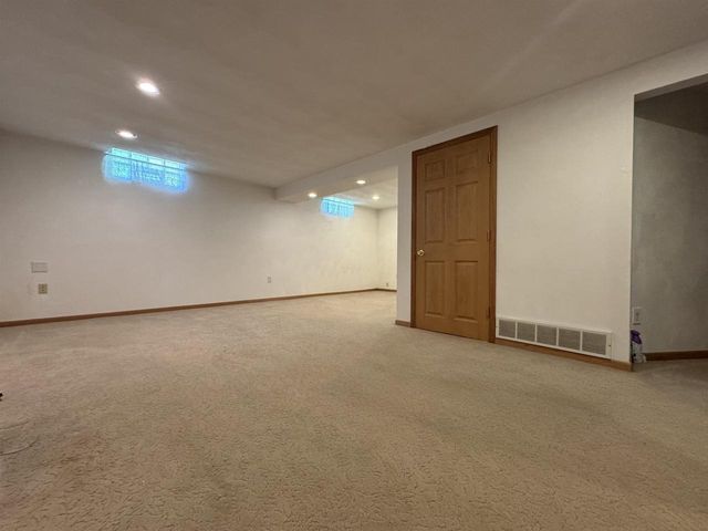 458 S Fremont Street, Janesville, WI 53545