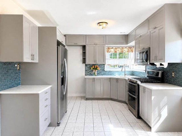 458 S Fremont Street, Janesville, WI 53545