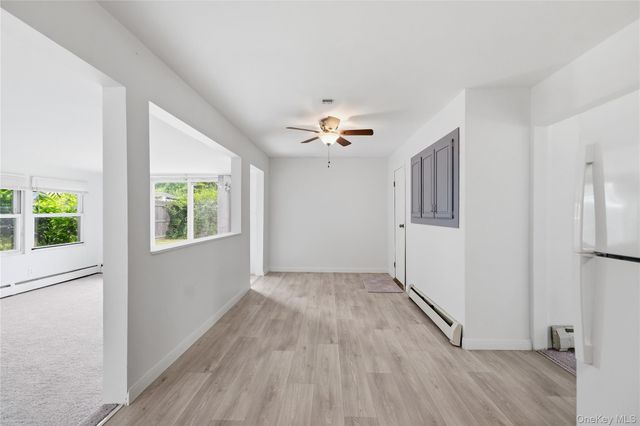 67 E End Avenue, Hicksville, NY 11801