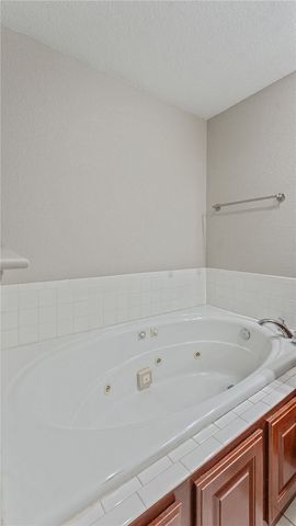 3376 Haywood Cove, Springdale, AR 72764