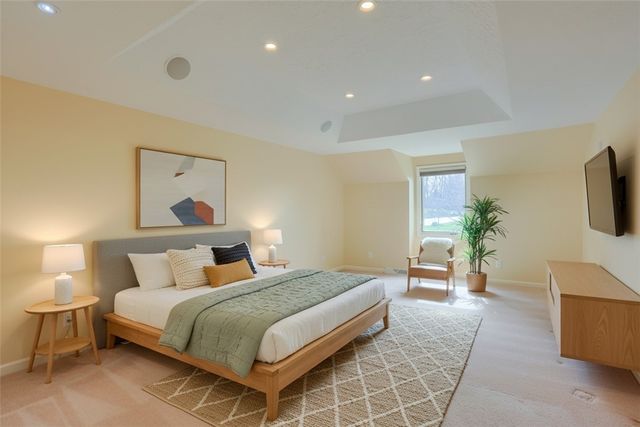 2558 Country Side Lane, Franklin Park, PA 15090