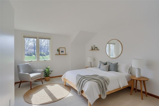 2558 Country Side Lane, Franklin Park, PA 15090