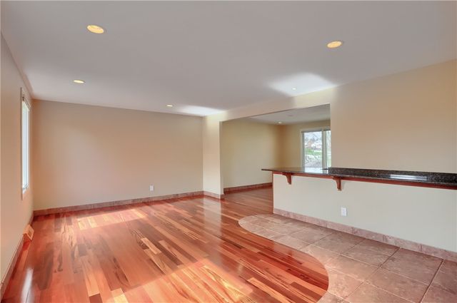 2558 Country Side Lane, Franklin Park, PA 15090