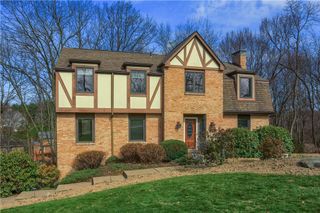 2558 Country Side Lane, Franklin Park, PA 15090