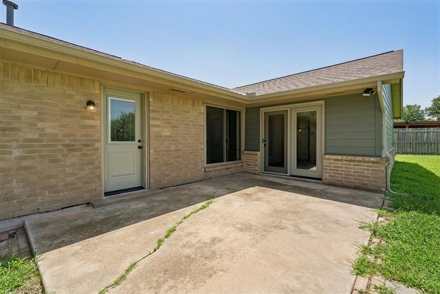 2127 NE Van Buren Avenue, Piedmont, OK 73078