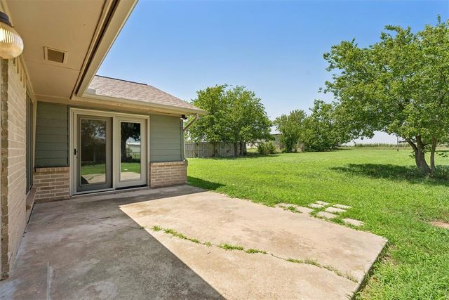2127 NE Van Buren Avenue, Piedmont, OK 73078