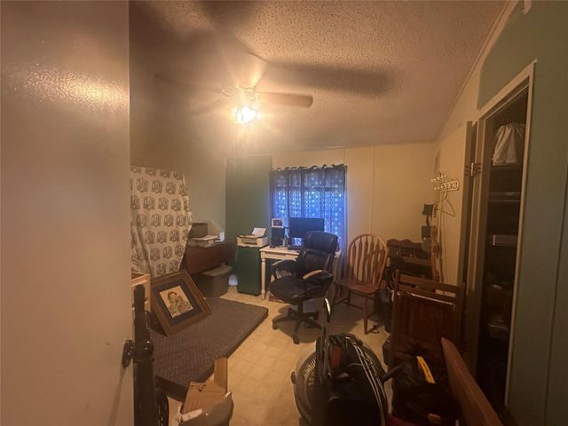 612 Byrd Salyer Road, Bay City, TX 77414