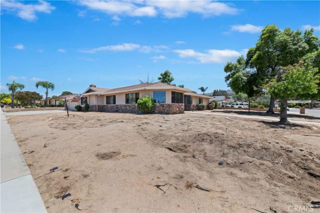 27266 Pacifica Court, Hemet, CA 92544