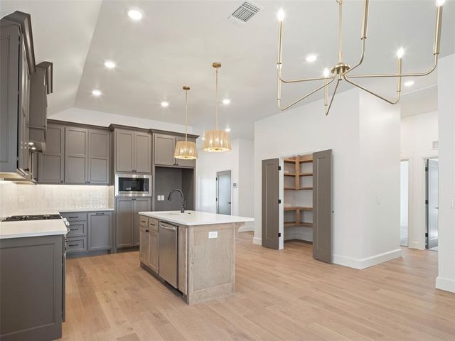 1428 SW 163rd Street, Oklahoma City, OK 73170