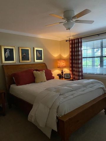 219 Lakeview Dr, Hayesville, NC 28904