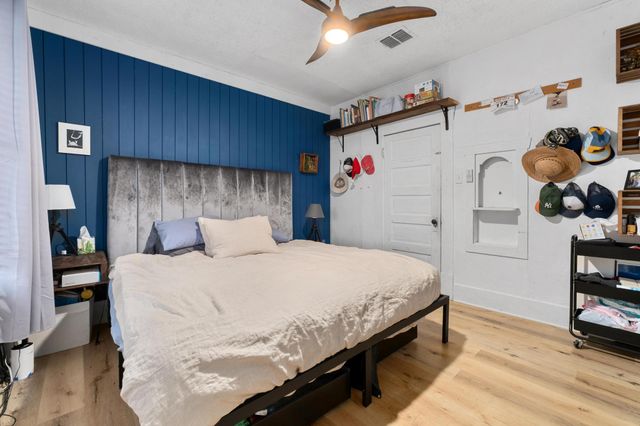 911 Valdez ST, Austin, TX 78741