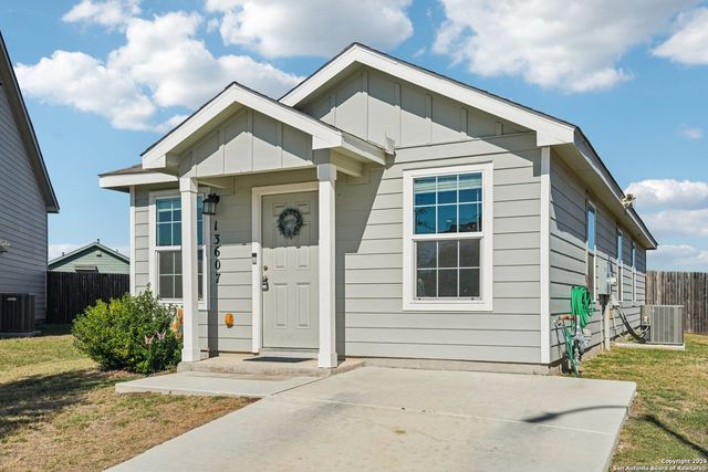 13607 Flock, San Antonio, TX 78252