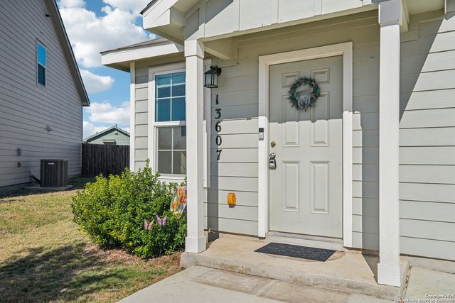 13607 Flock, San Antonio, TX 78252