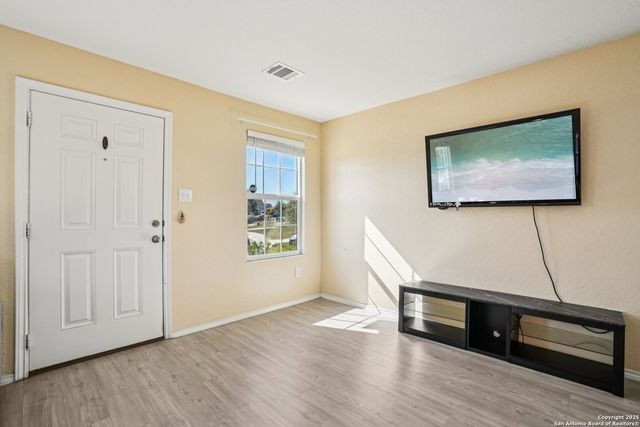 13607 Flock, San Antonio, TX 78252