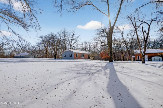 13038 E Minnie Ball Road, Nevada, MO 64772