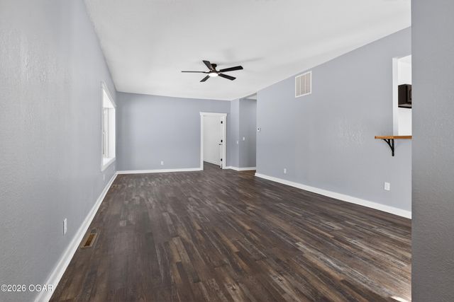 13038 E Minnie Ball Road, Nevada, MO 64772