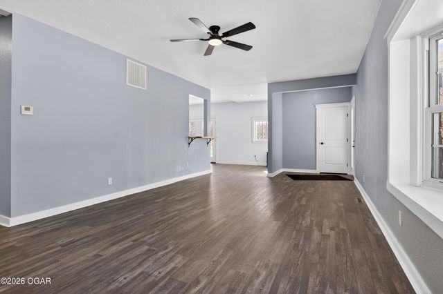 13038 E Minnie Ball Road, Nevada, MO 64772