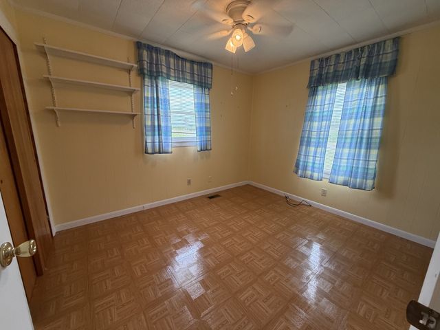 2971 Monroe Floyd Rd, Decherd, TN 37324